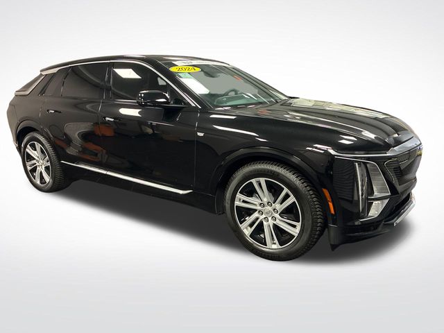 2024 Cadillac LYRIQ Tech Image 3 of 30