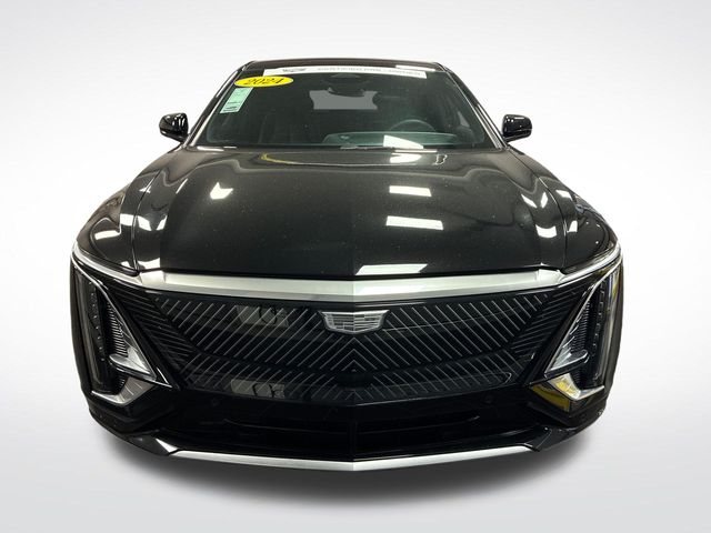 2024 Cadillac LYRIQ Tech Image 2 of 30