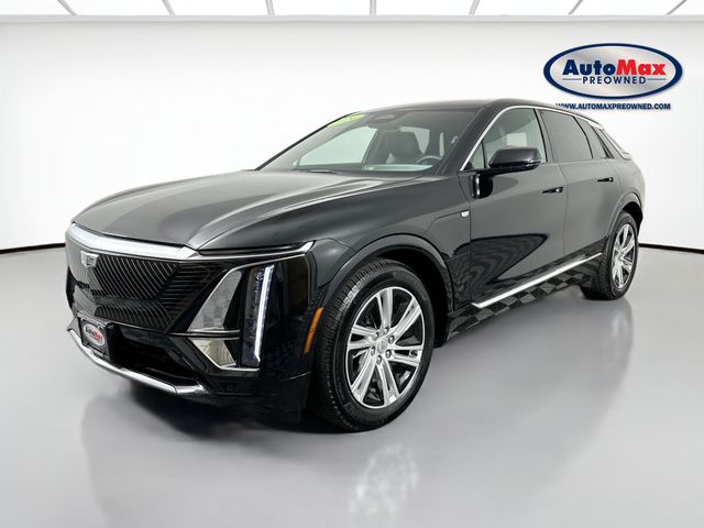 2024 Cadillac LYRIQ Tech Image 1 of 34