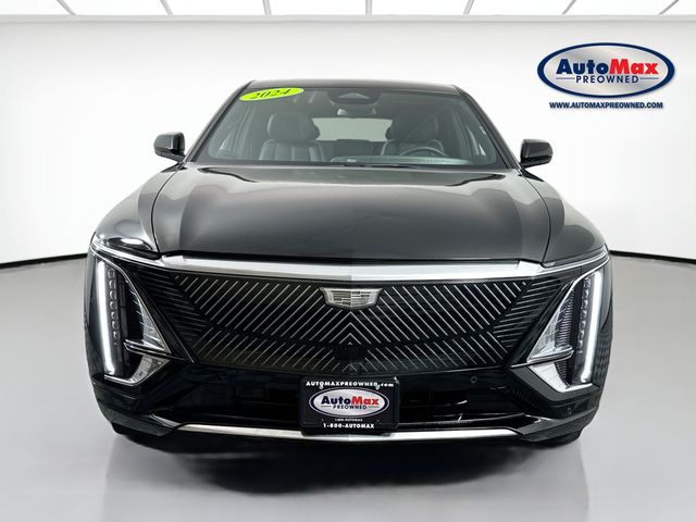 2024 Cadillac LYRIQ Tech Image 2 of 34