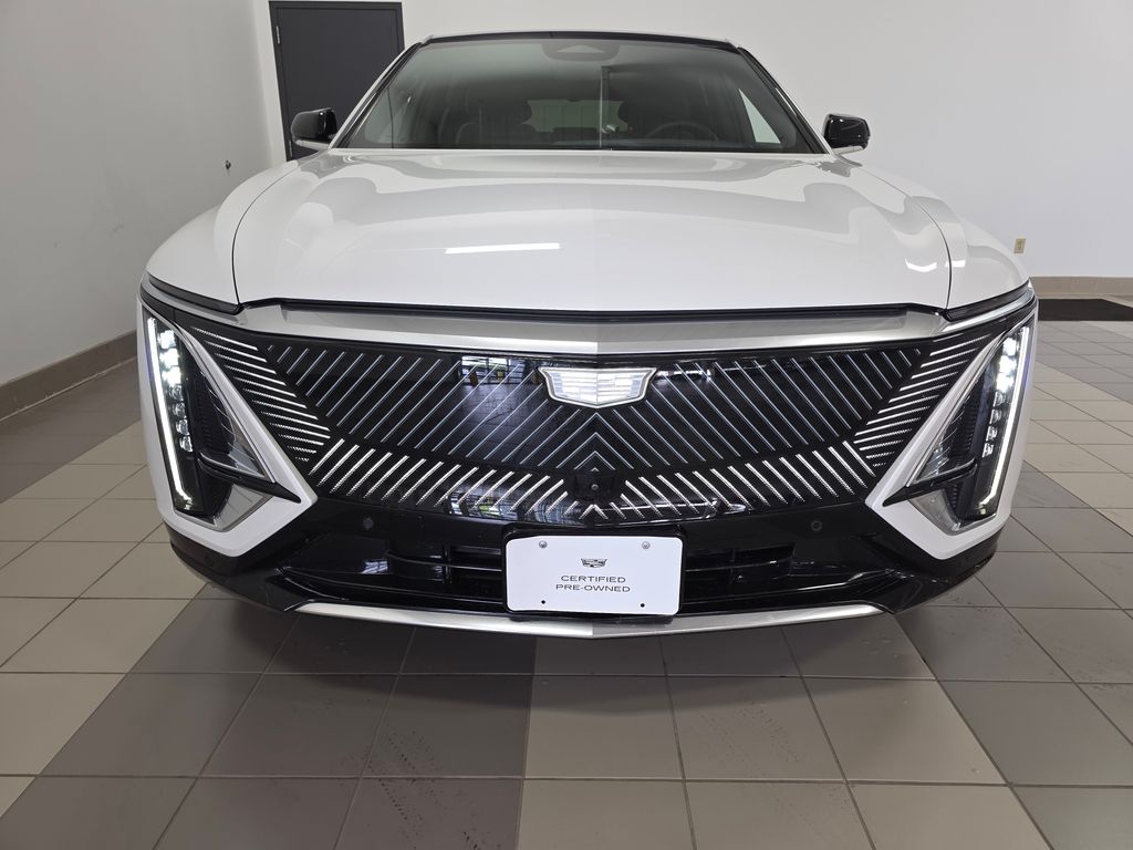 2024 Cadillac LYRIQ Tech Image 3 of 23