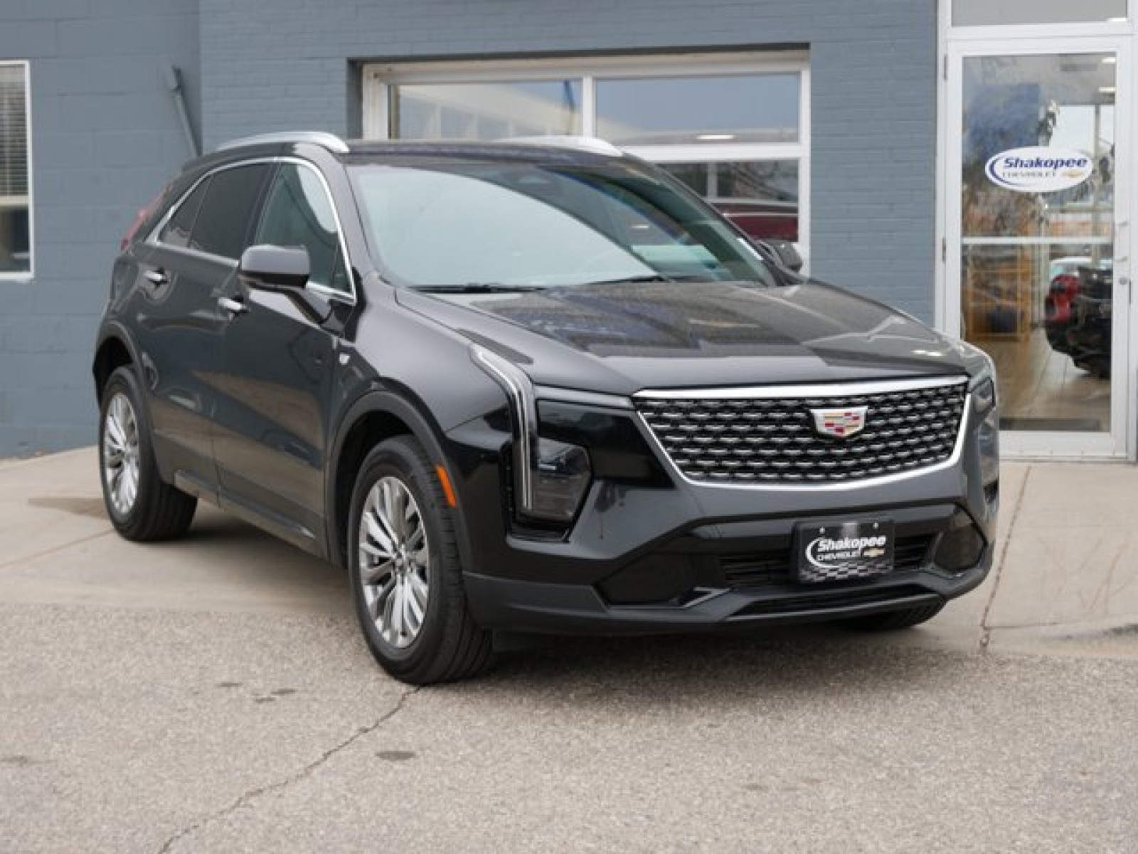 Vehicle image 4 of 25
