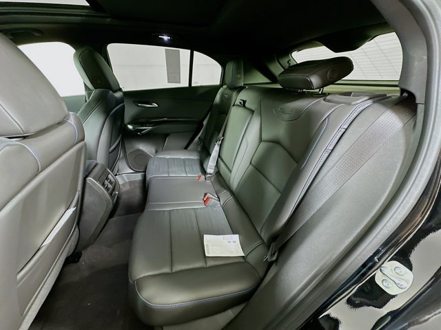 Vehicle image 13 of 20