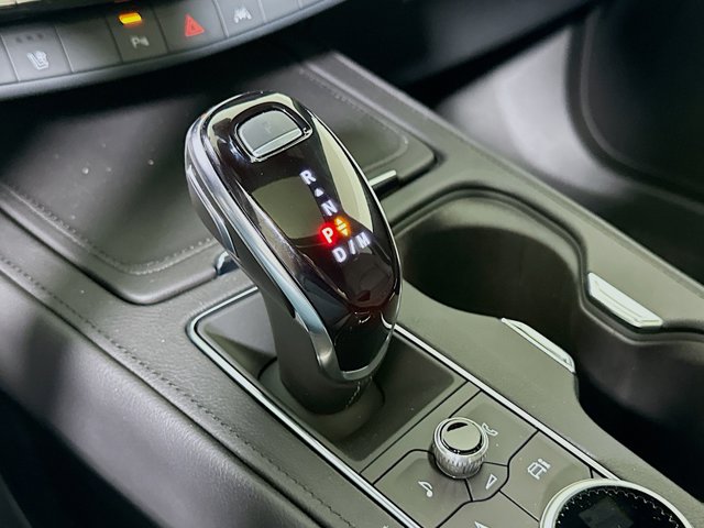 Vehicle image 11 of 20