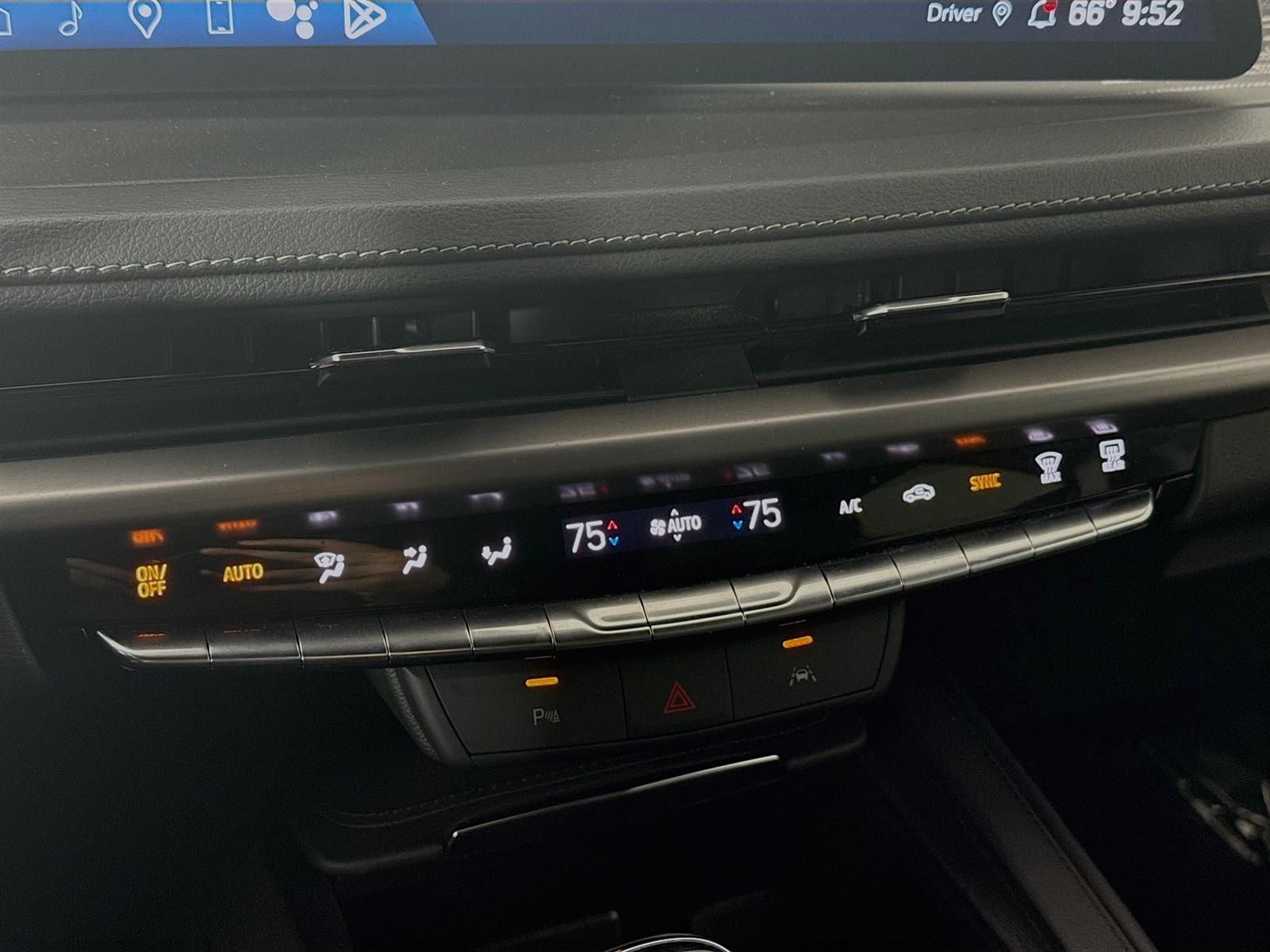 Vehicle image 29 of 52