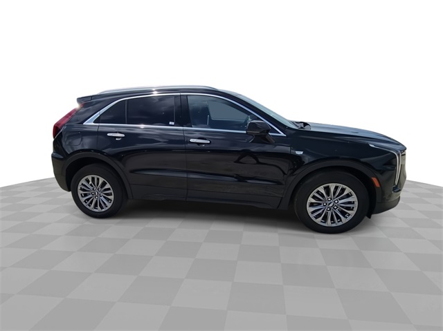Vehicle image 2 of 33