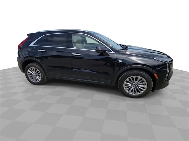 Vehicle image 2 of 34