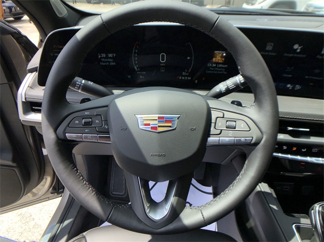 Vehicle image 22 of 33