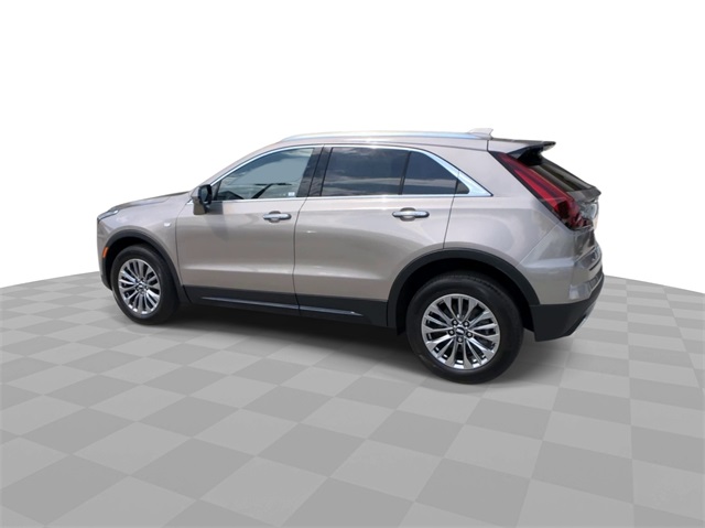 Vehicle image 10 of 33