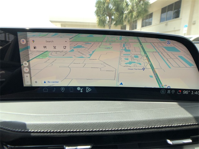 Vehicle image 26 of 33