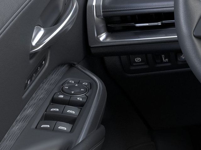 Vehicle image 22 of 24