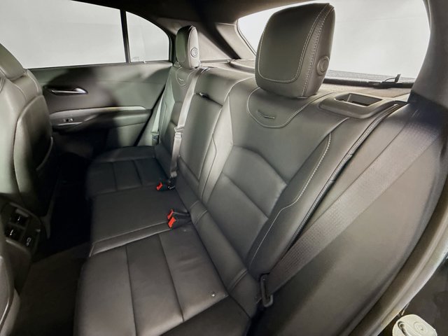Vehicle image 28 of 34