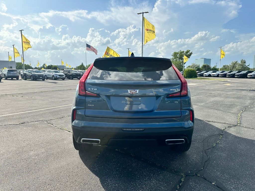 Vehicle image 4 of 27