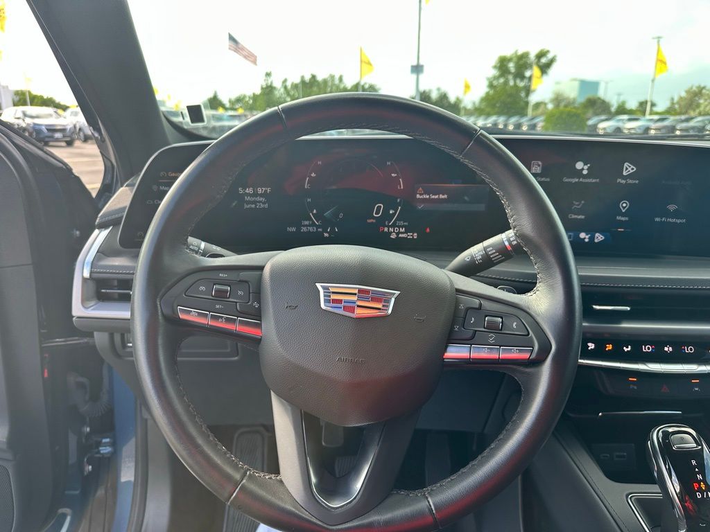 Vehicle image 16 of 27