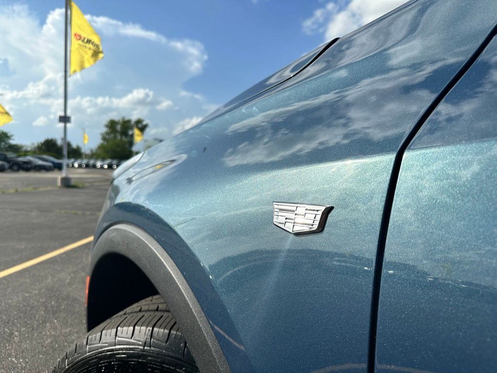 Vehicle image 26 of 27