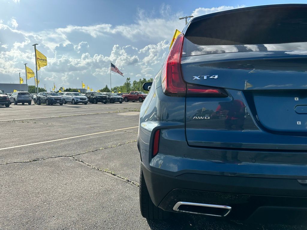 Vehicle image 5 of 27