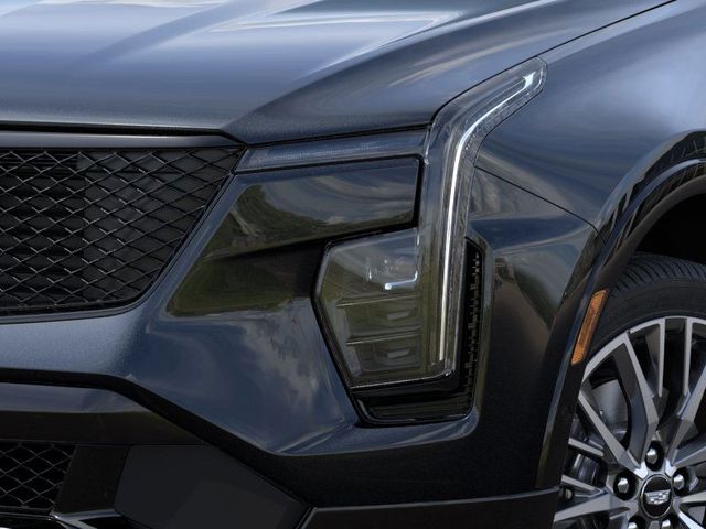 Vehicle image 10 of 24