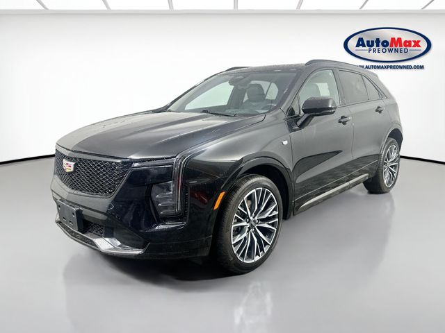 2024 Cadillac XT4 Sport Image 1 of 32