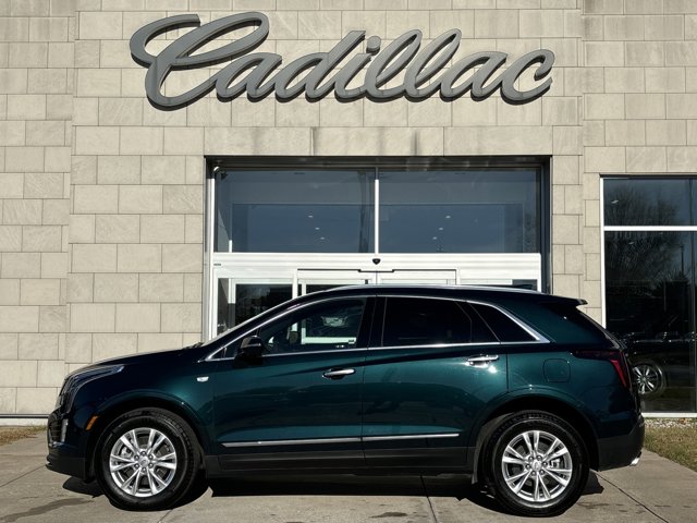 Vehicle image 10 of 32