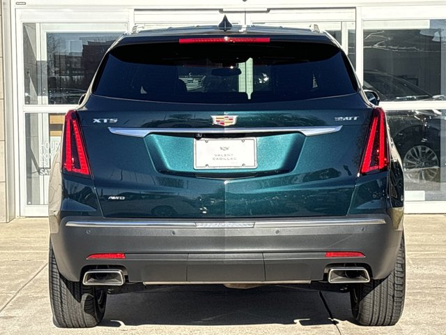 Vehicle image 7 of 32