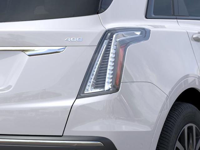 Vehicle image 12 of 33