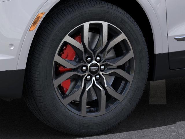 Vehicle image 10 of 33
