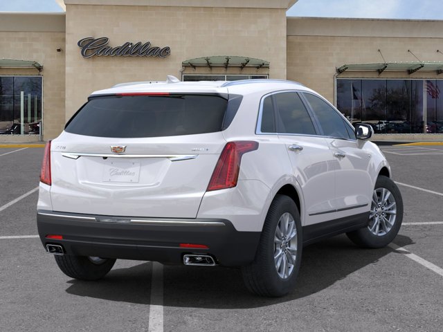 Vehicle image 7 of 24