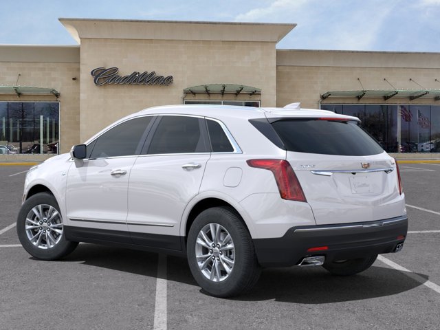 Vehicle image 8 of 24