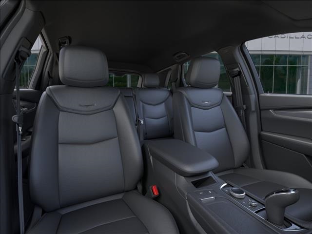 Vehicle image 16 of 24
