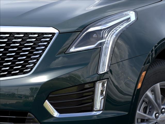 Vehicle image 10 of 24