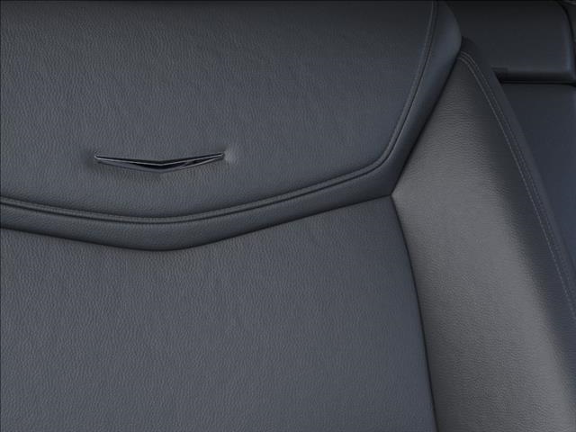 Vehicle image 21 of 24