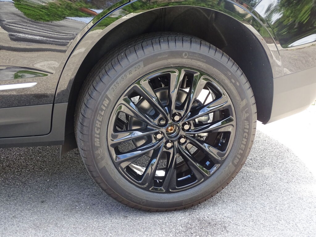 Vehicle image 13 of 36