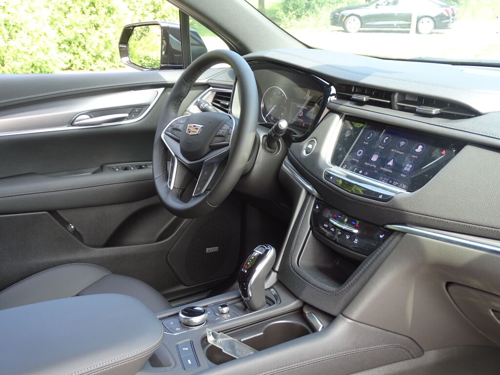 Vehicle image 19 of 36