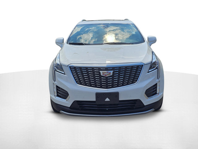 2024 Cadillac XT5 Premium Luxury Image 2 of 34