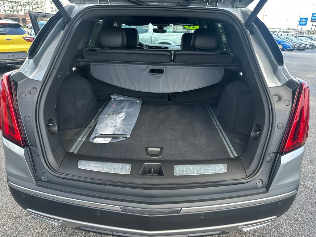 Vehicle image 30 of 37