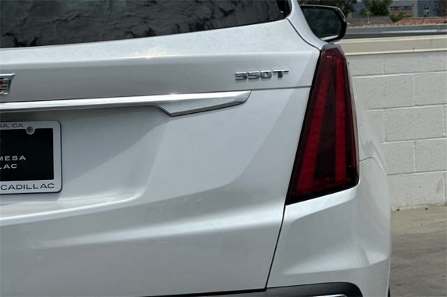 Vehicle image 32 of 33
