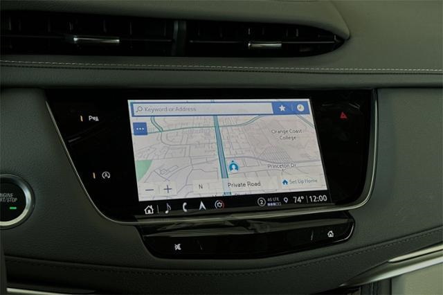 Vehicle image 19 of 33