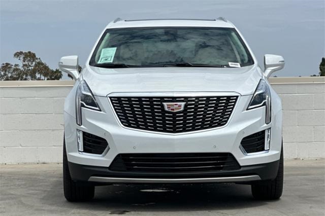 Vehicle image 2 of 33
