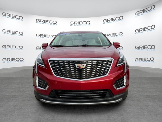 2024 Cadillac XT5 Premium Luxury Image 2 of 27