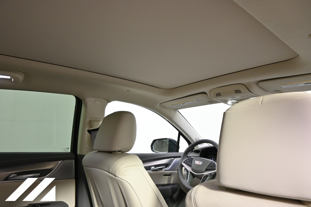 Vehicle image 17 of 37