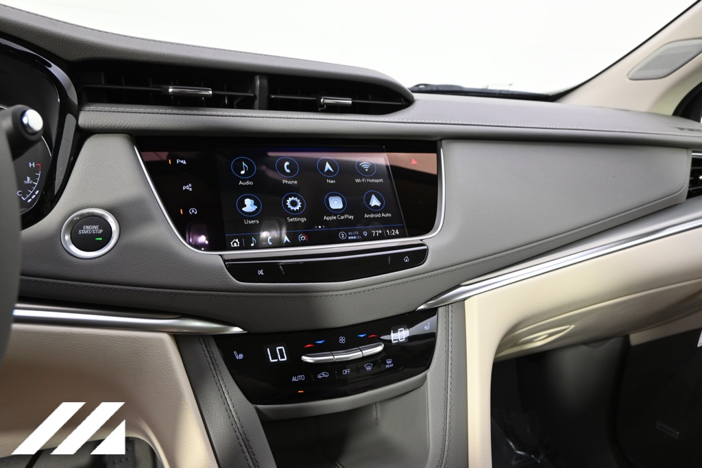 Vehicle image 26 of 37