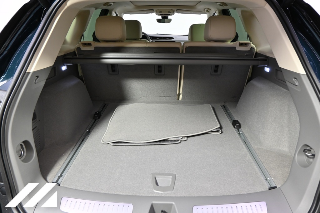 Vehicle image 19 of 37