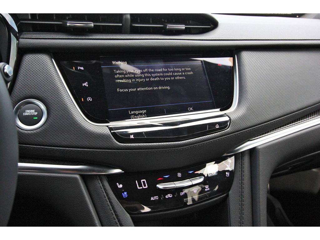 Vehicle image 15 of 23