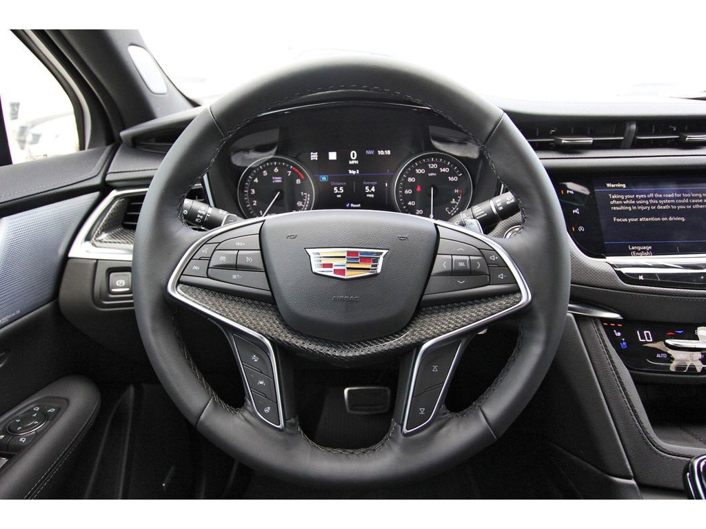 Vehicle image 13 of 23