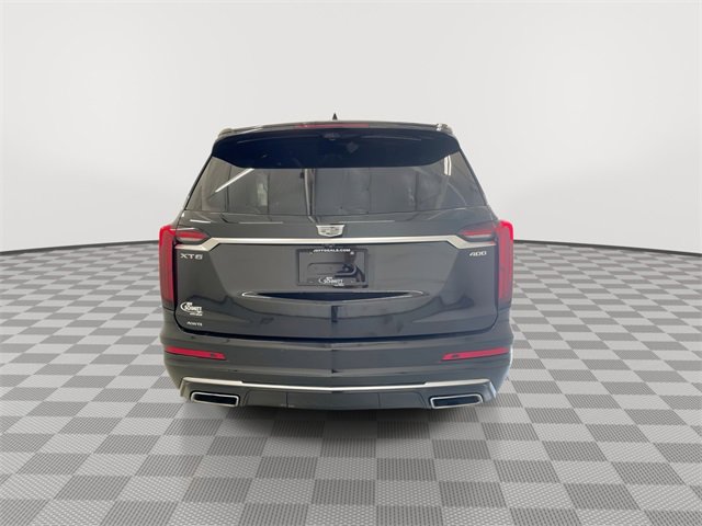 Vehicle image 10 of 38