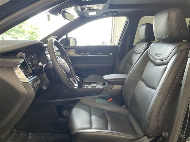Vehicle image 18 of 38