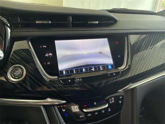 Vehicle image 23 of 38