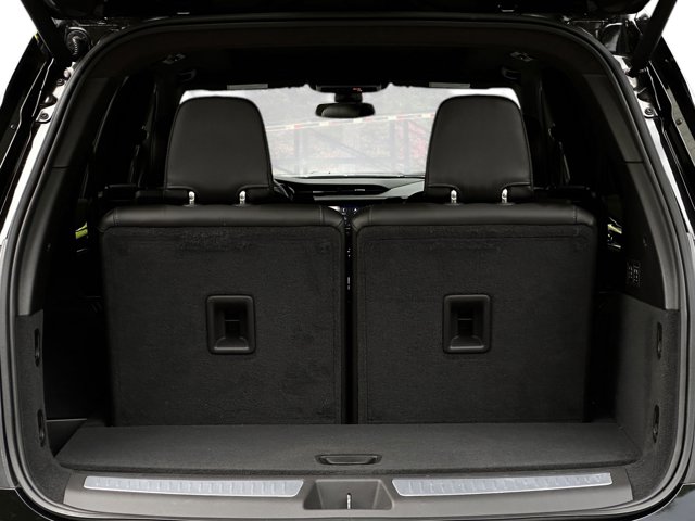 Vehicle image 32 of 36