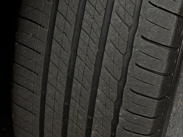 Vehicle image 11 of 36