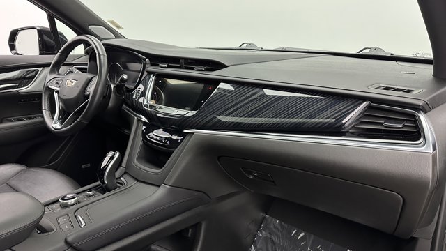 Vehicle image 23 of 41
